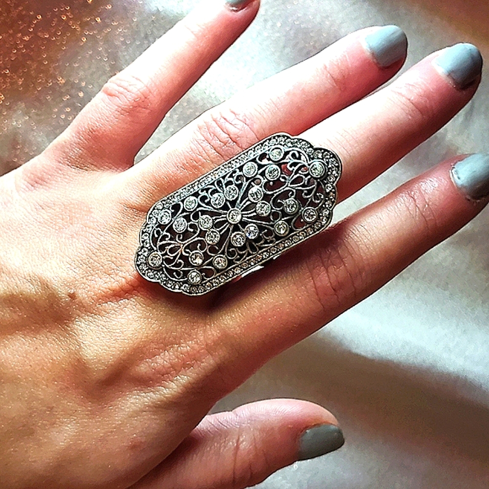 Like New! Vintage Silver-Tone Full Finger Ring With White Cubic Zirconia! Sz. 7